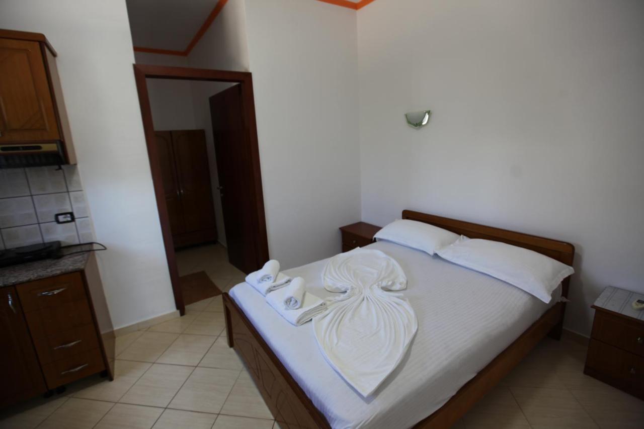 Anna Hotel Ksamil Eksteriør billede