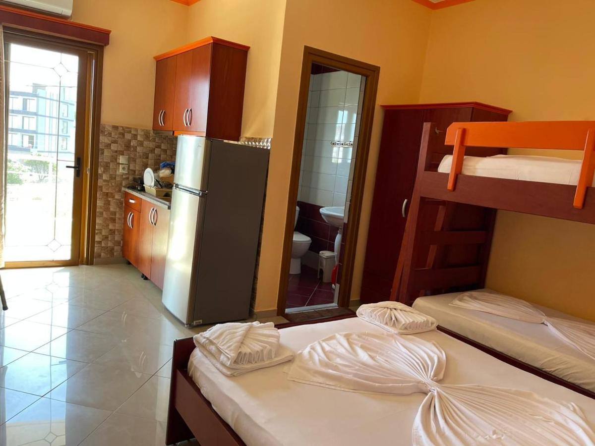 Anna Hotel Ksamil Eksteriør billede