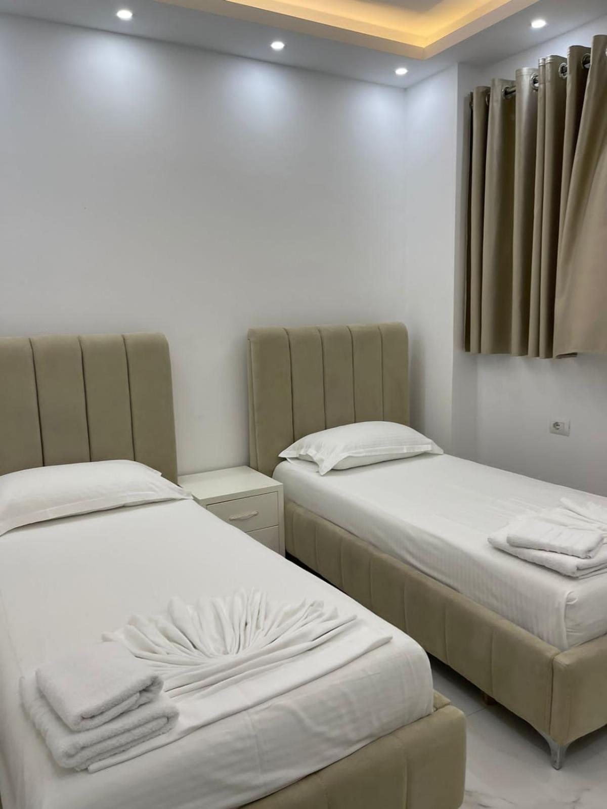 Anna Hotel Ksamil Eksteriør billede