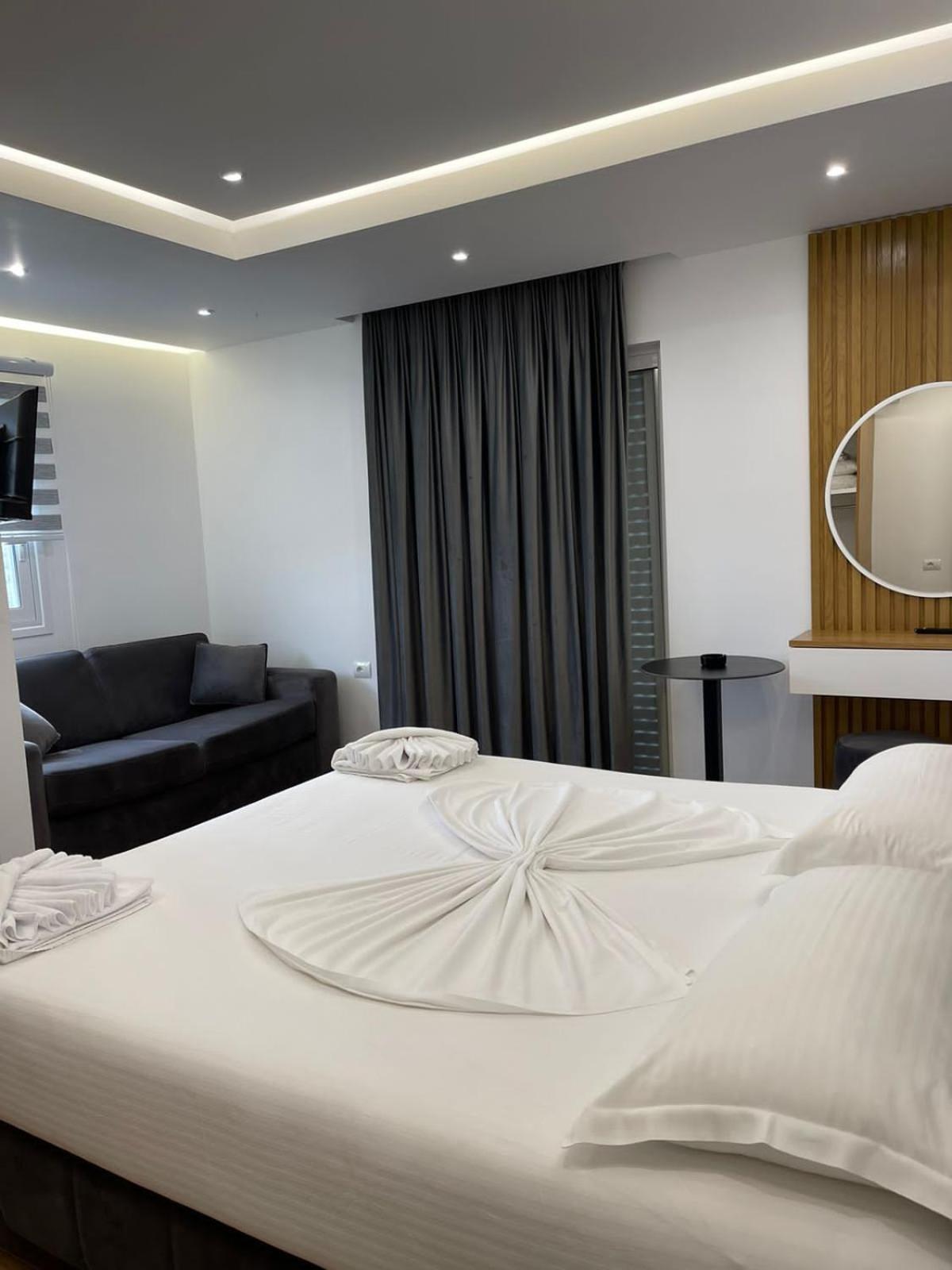 Anna Hotel Ksamil Eksteriør billede